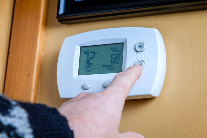 How to Use Your Thermostat for Energy Savings in Winter