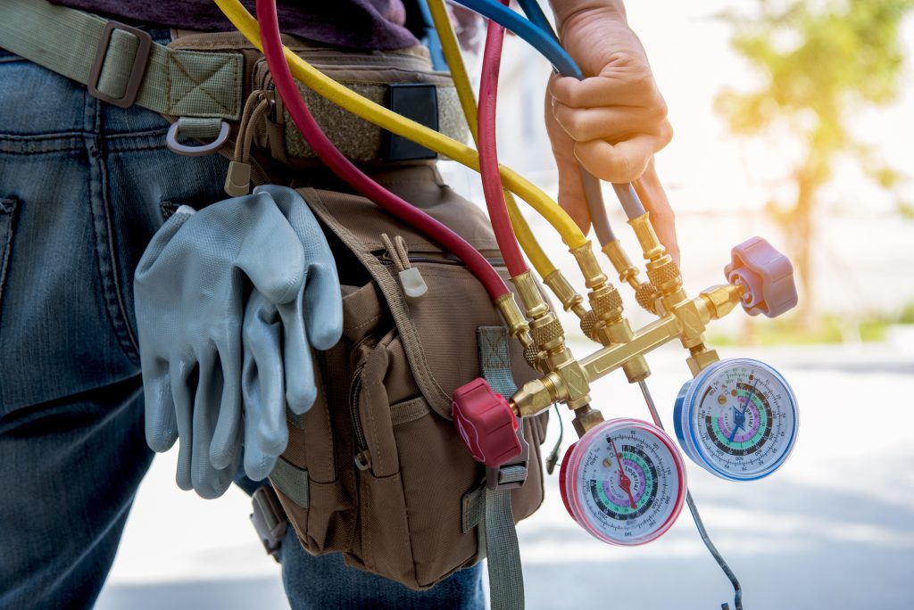 Air Conditioning Repair with Pressure Gauge and Air Purifier